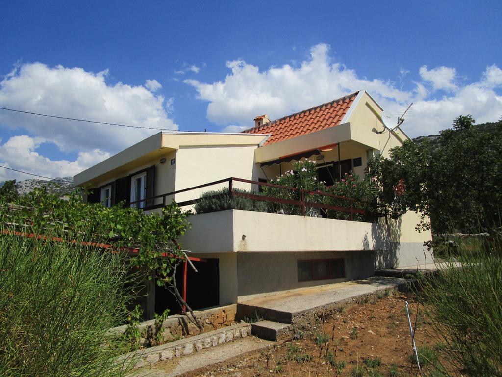 Beachfront House Nada - Happy Rentals Karlobag Szoba fotó